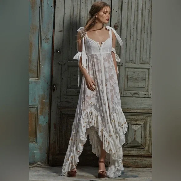 Stephanie Frill Maxi Dress by We Are Kindred - Picture 2 of 11